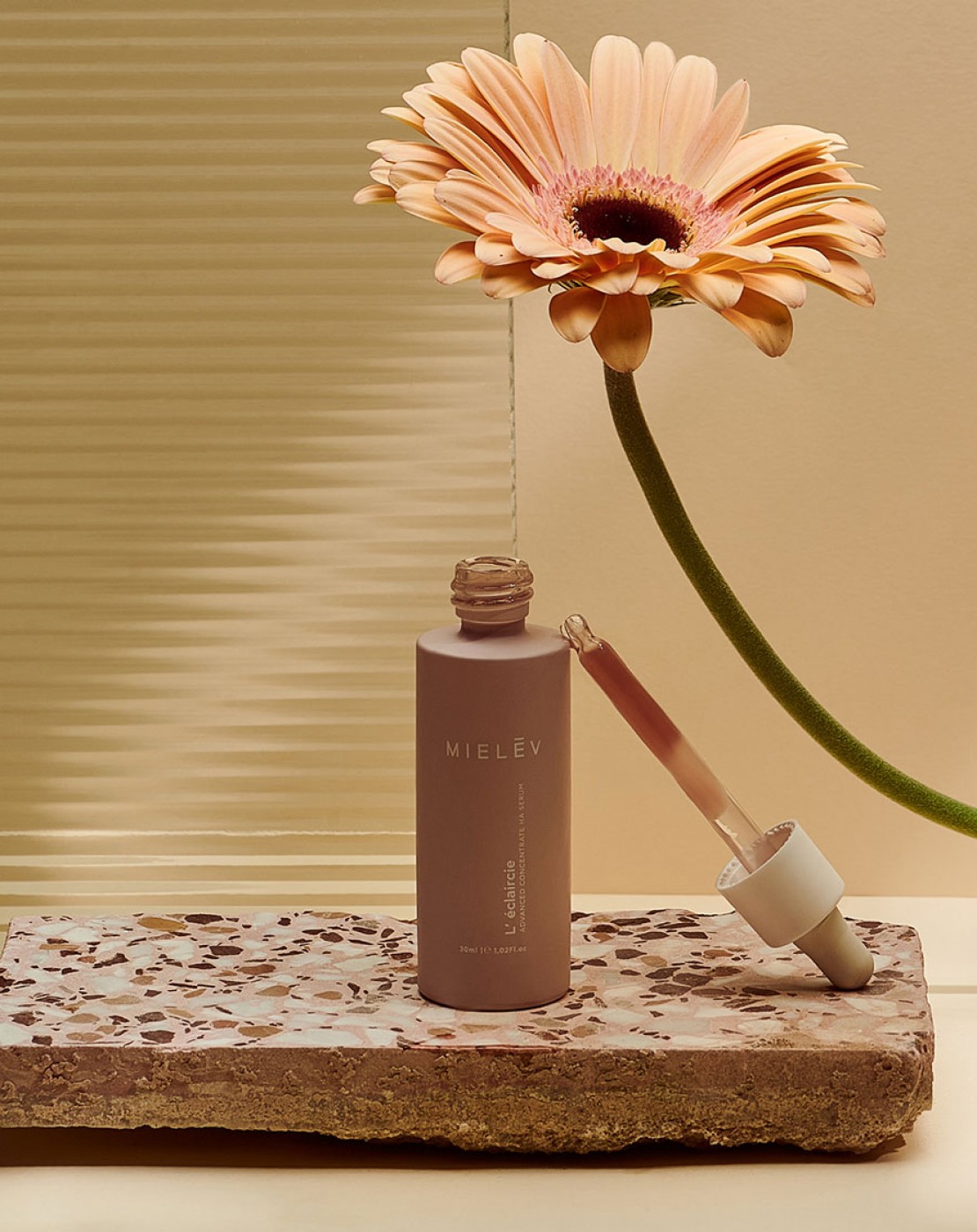 mielev-serum-proswpou-antigiransi-matiwn-1110x1400 L’ éclaircie 30ML - Image 4